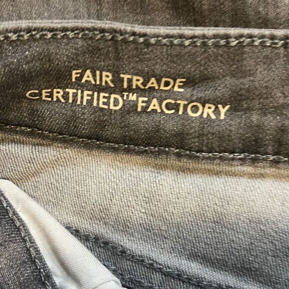 Universal Thread Gray Straight‎ Leg Denim Jeans Women’s Size 8 - Picture 4 of 9